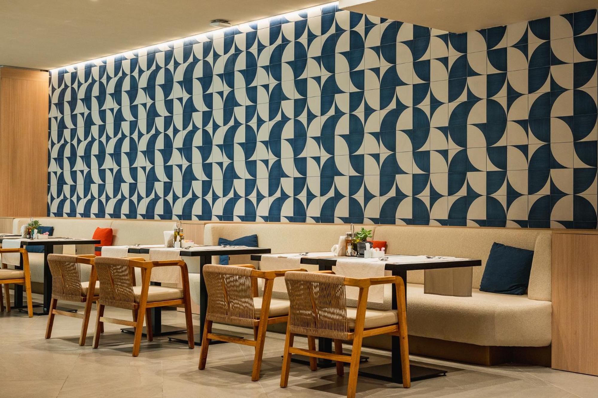 Four Points By Sheraton Sluneční pobřeží Exteriér fotografie